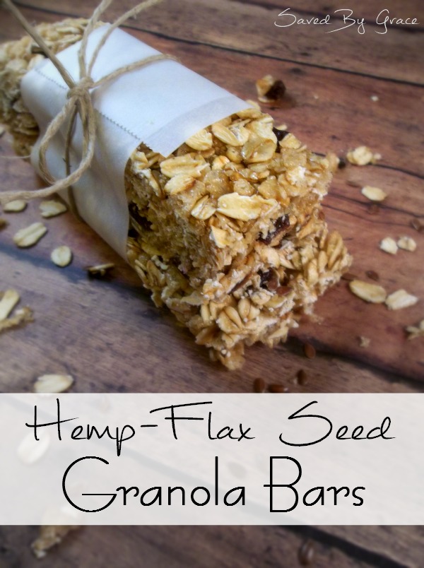 Granola Bar Recipe- Make these flax seed granola bars with hemp protein powder. This is a healthy granola bar recipe kids will love!