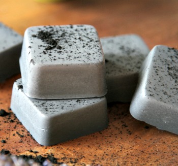 DIY Easy Mini Goat's Milk Charcoal Detox Soap